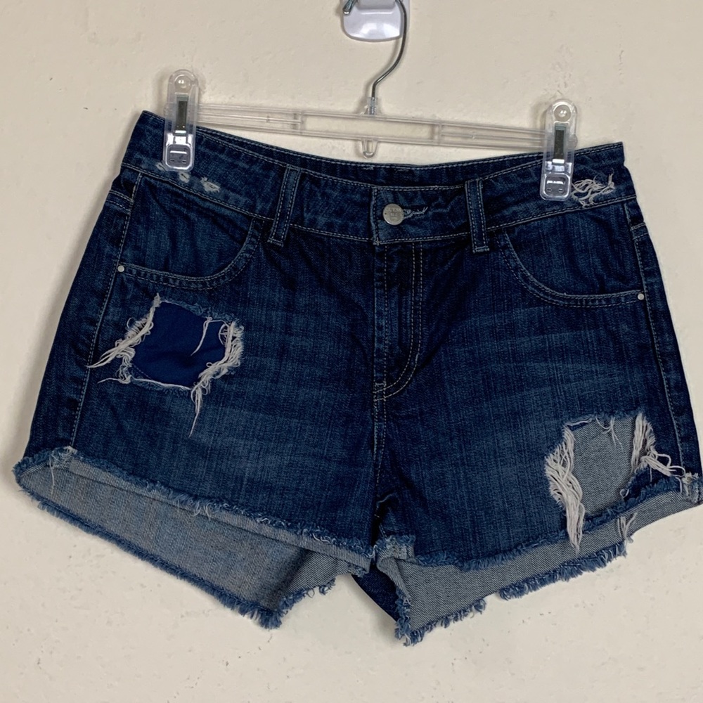 Guess- Dark Wash Distressed Denim Shorts size 27